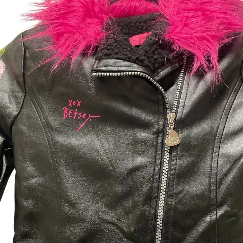 Betsey Johnson EUC Girls size 7/8 adorable faux leather moto jacket fleece lined